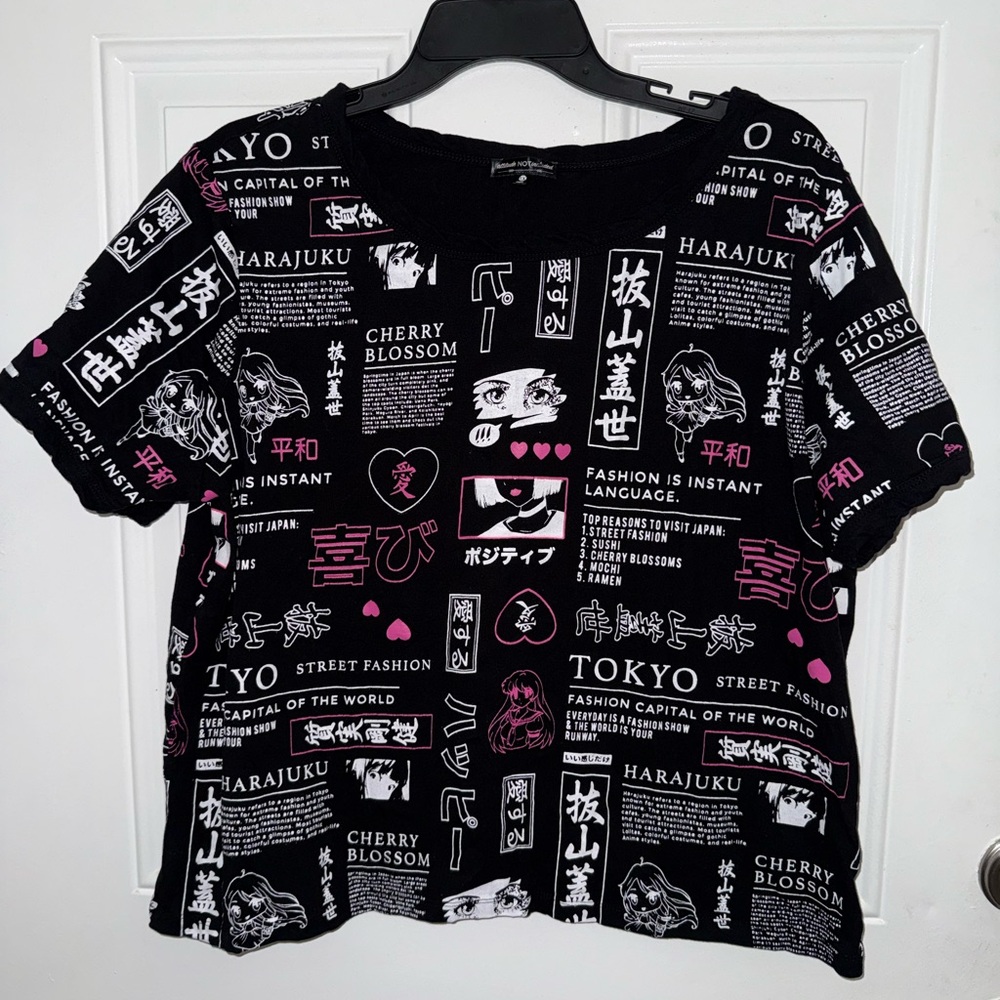 Harajuku Style Black and Pink Graphic Tee